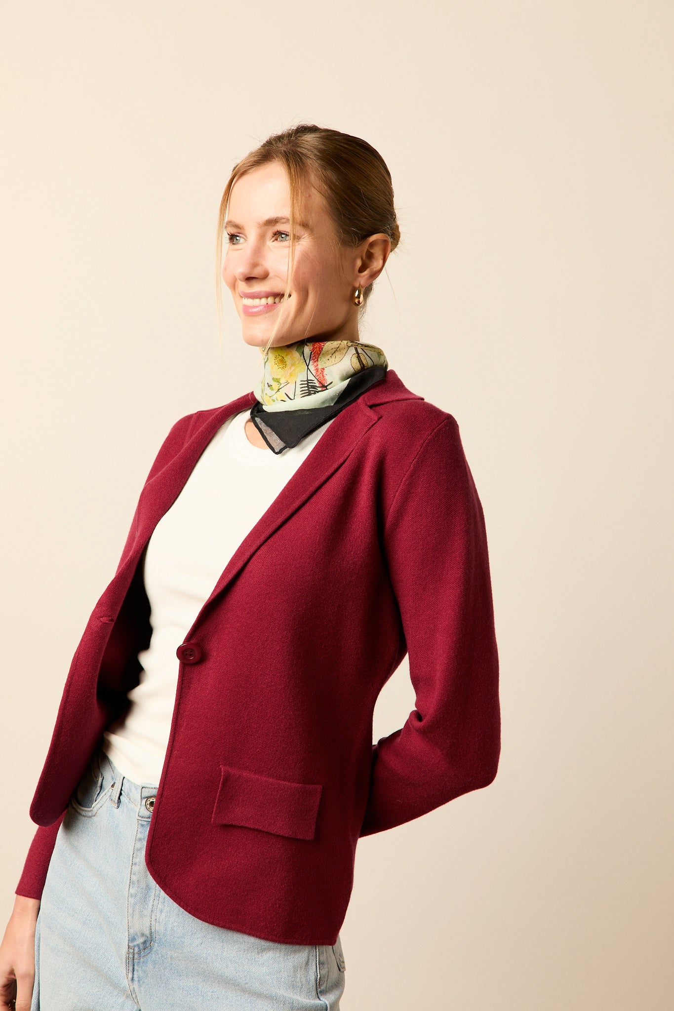Blazer de punto granate
